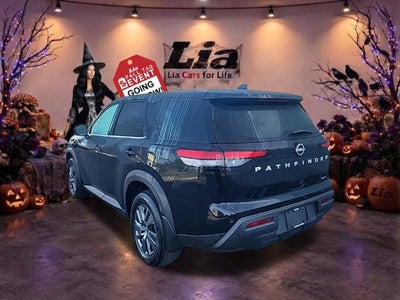 2024 Nissan Pathfinder S