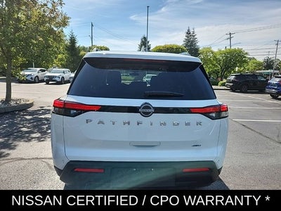 2025 Nissan Pathfinder SV