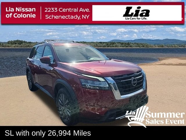 2023 Nissan Pathfinder SL