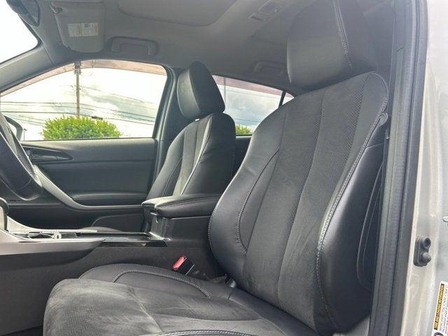 2023 Mitsubishi Eclipse Cross Base