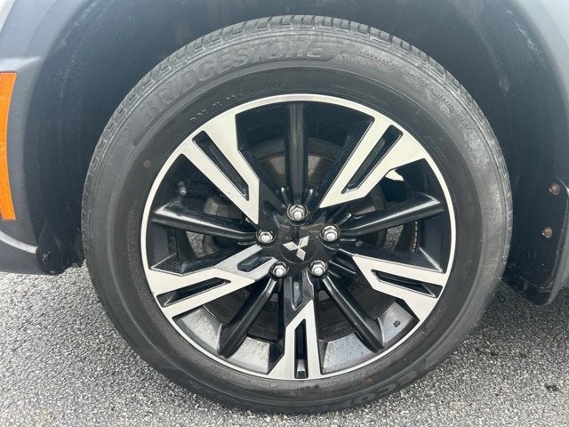 2023 Mitsubishi Eclipse Cross Base