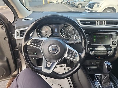 2020 Nissan Rogue Sport SL