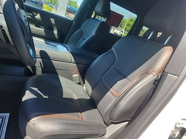2025 Nissan Armada SL