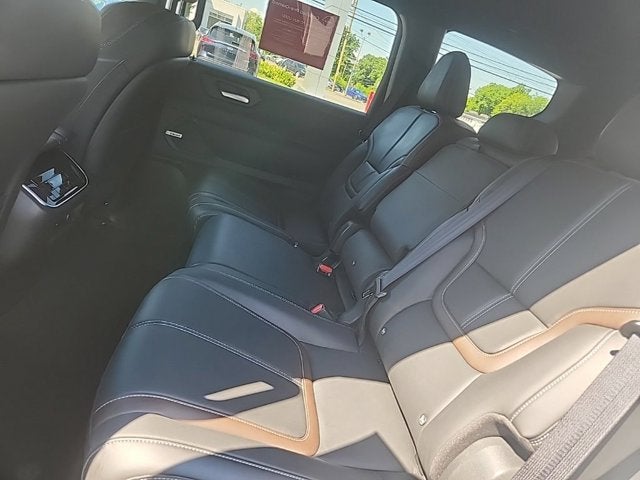 2025 Nissan Armada SL