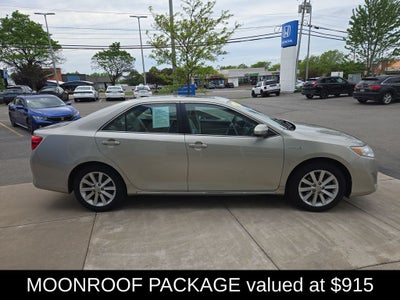 2014 Toyota Camry Hybrid XLE