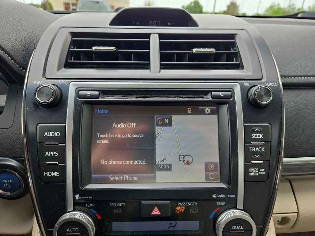 2014 Toyota Camry Hybrid XLE