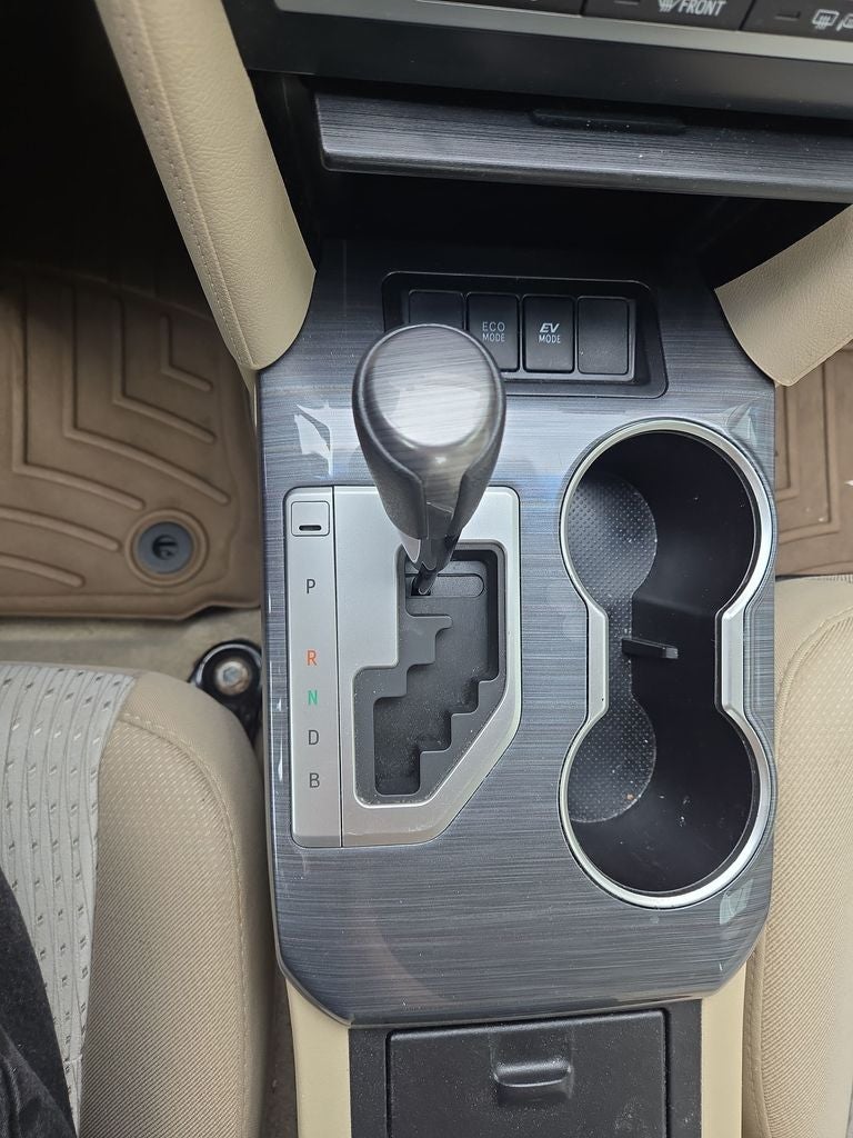 2014 Toyota Camry Hybrid XLE