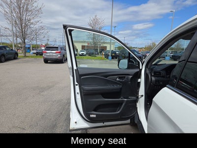 2022 Honda Pilot Touring 8 Passenger