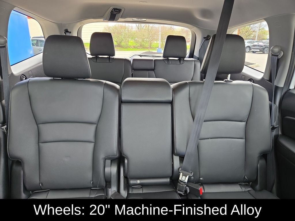 2022 Honda Pilot Touring 8 Passenger