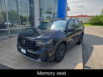 2023 Honda Pilot TrailSport