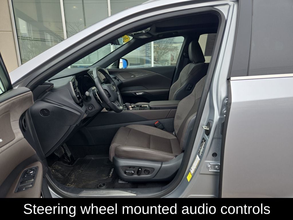 2025 Lexus RX 450h+ Luxury