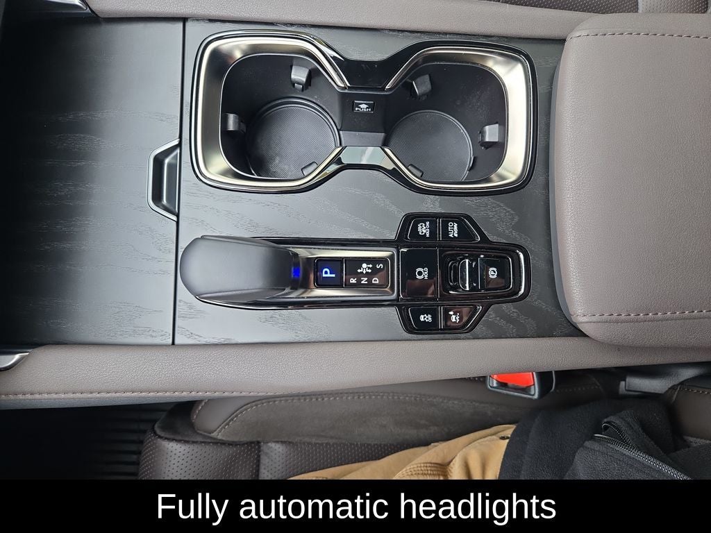 2025 Lexus RX 450h+ Luxury