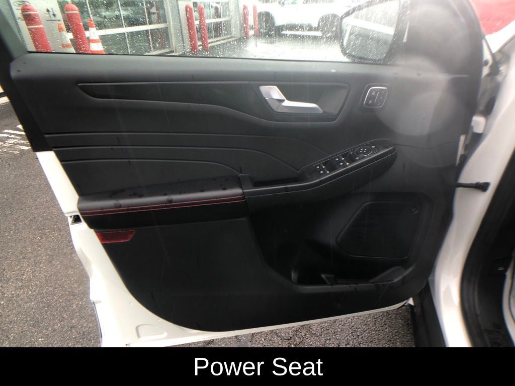 2024 Ford Escape ST-Line Elite