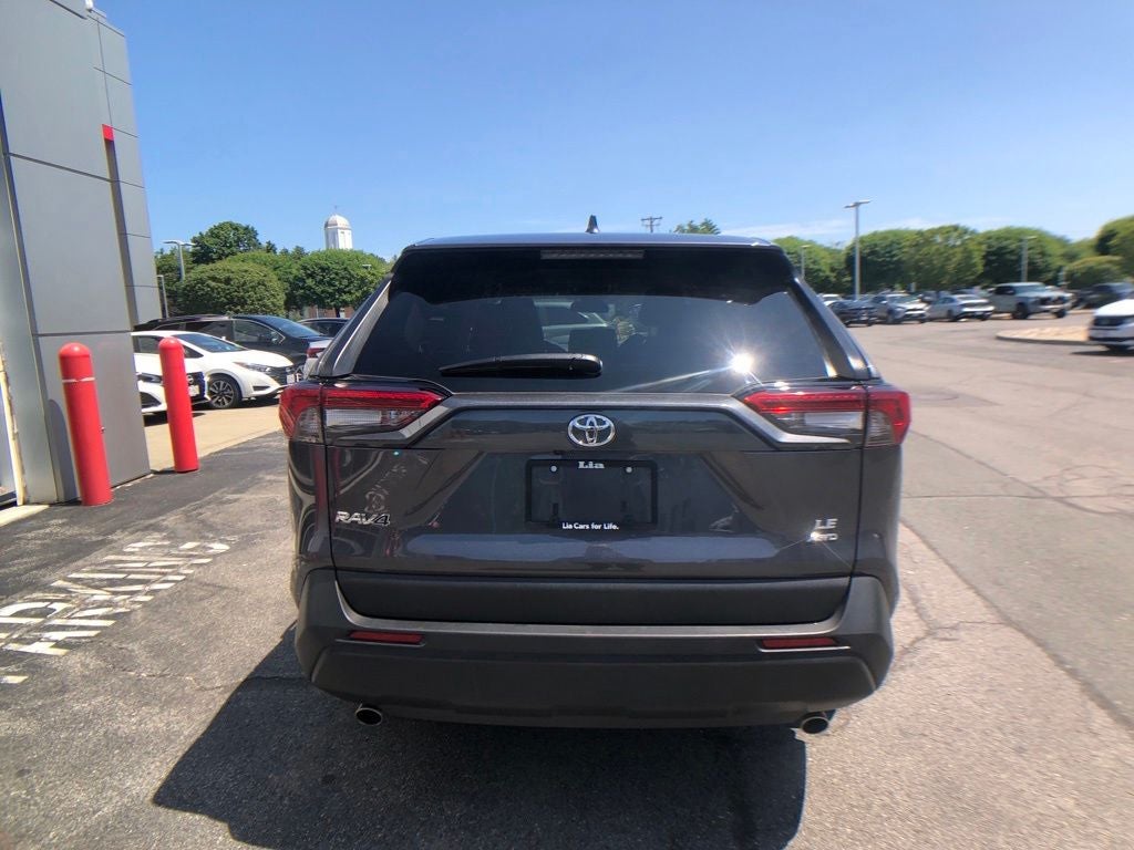 2025 Toyota RAV4 LE