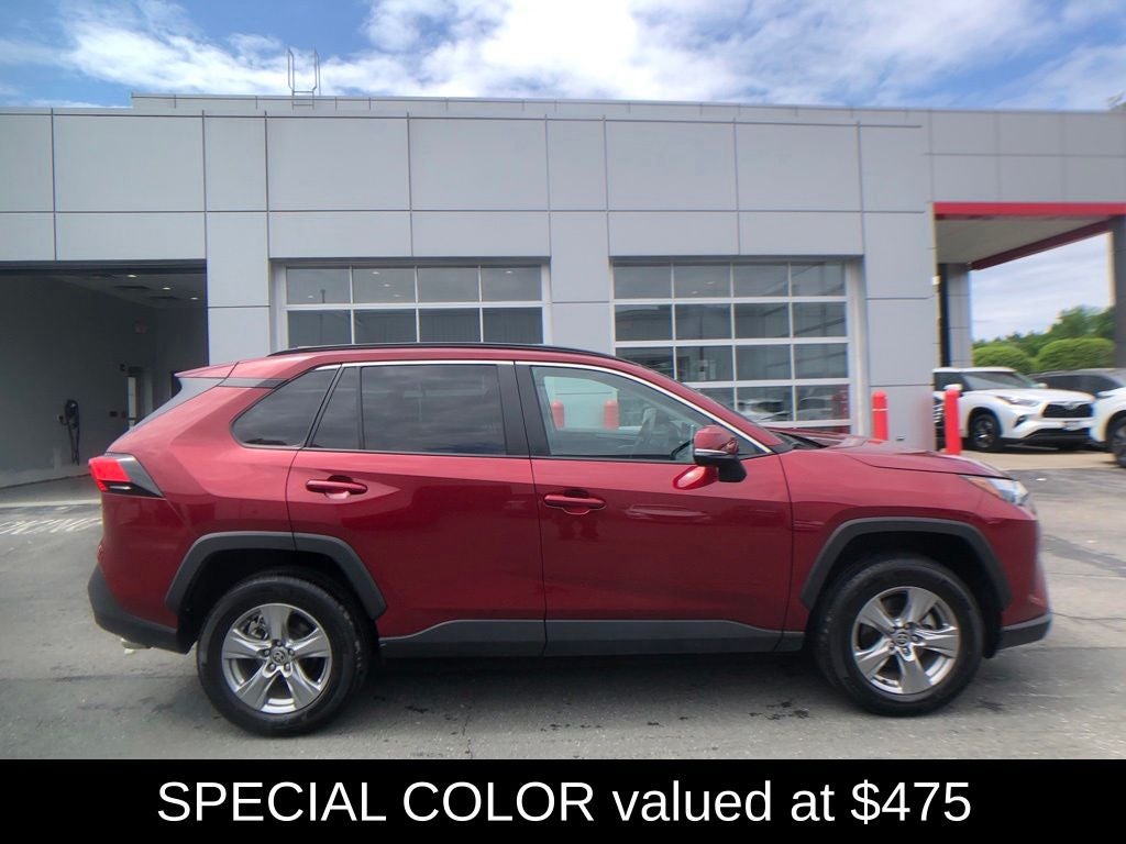 2025 Toyota RAV4 XLE