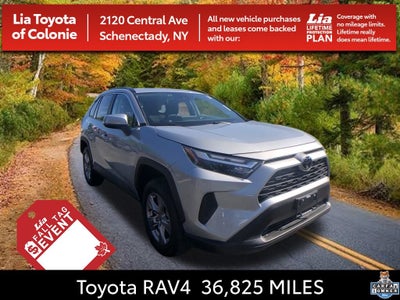 2025 Toyota RAV4 XLE