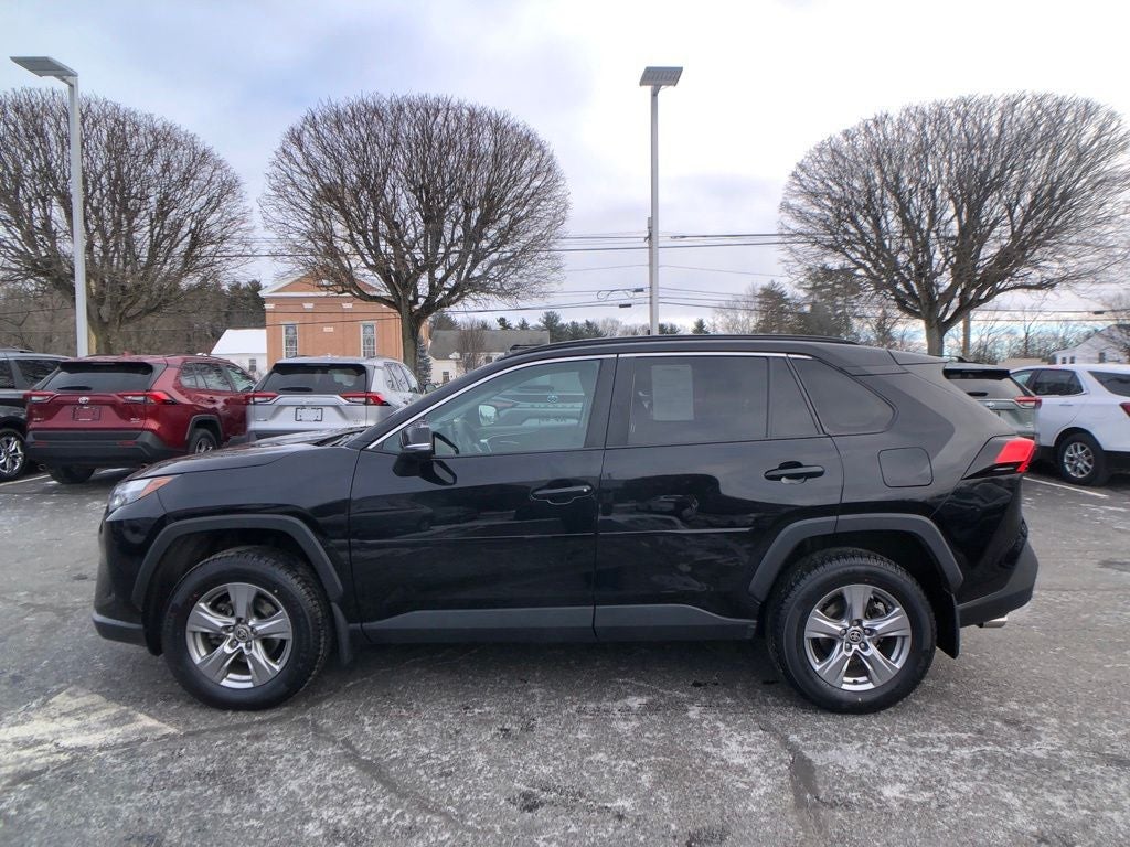 2022 Toyota RAV4 XLE