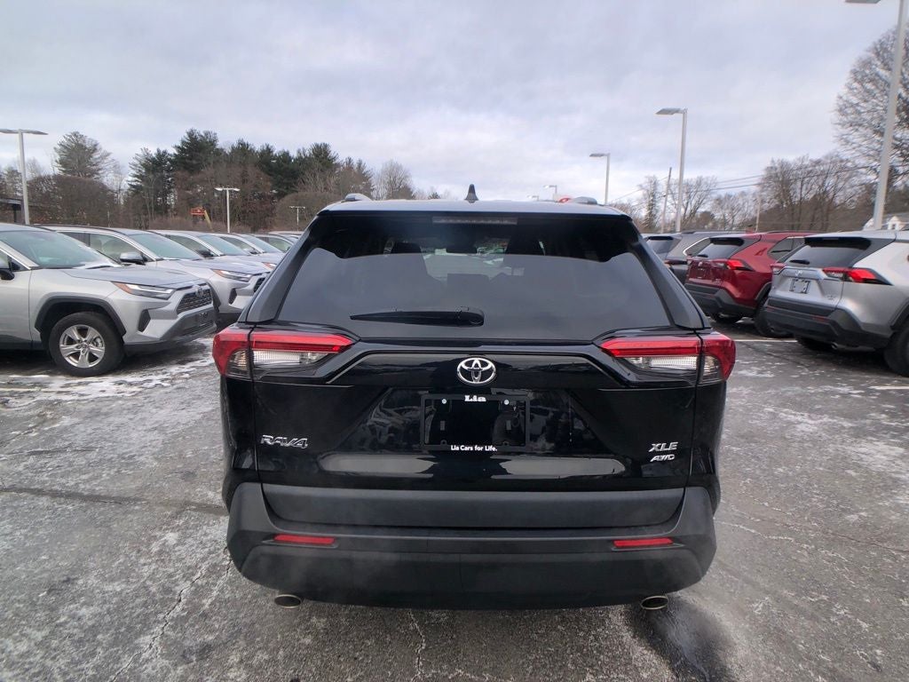 2022 Toyota RAV4 XLE