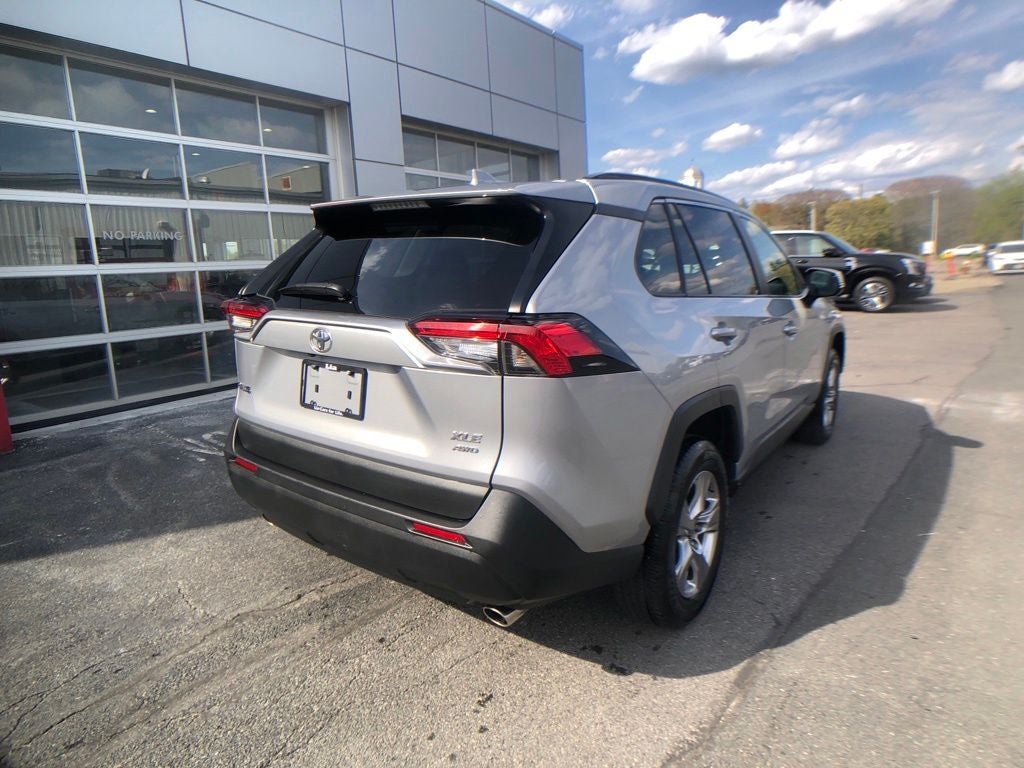 2025 Toyota RAV4 XLE