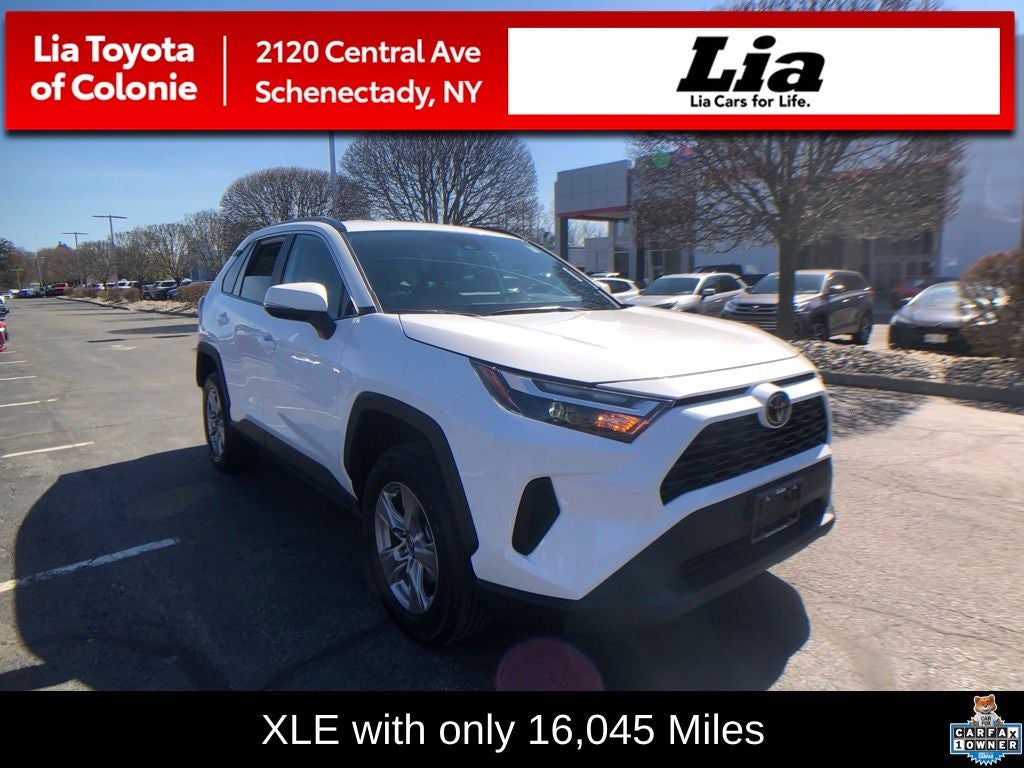 2025 Toyota RAV4 XLE