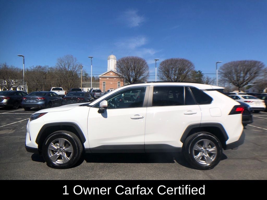 2025 Toyota RAV4 XLE