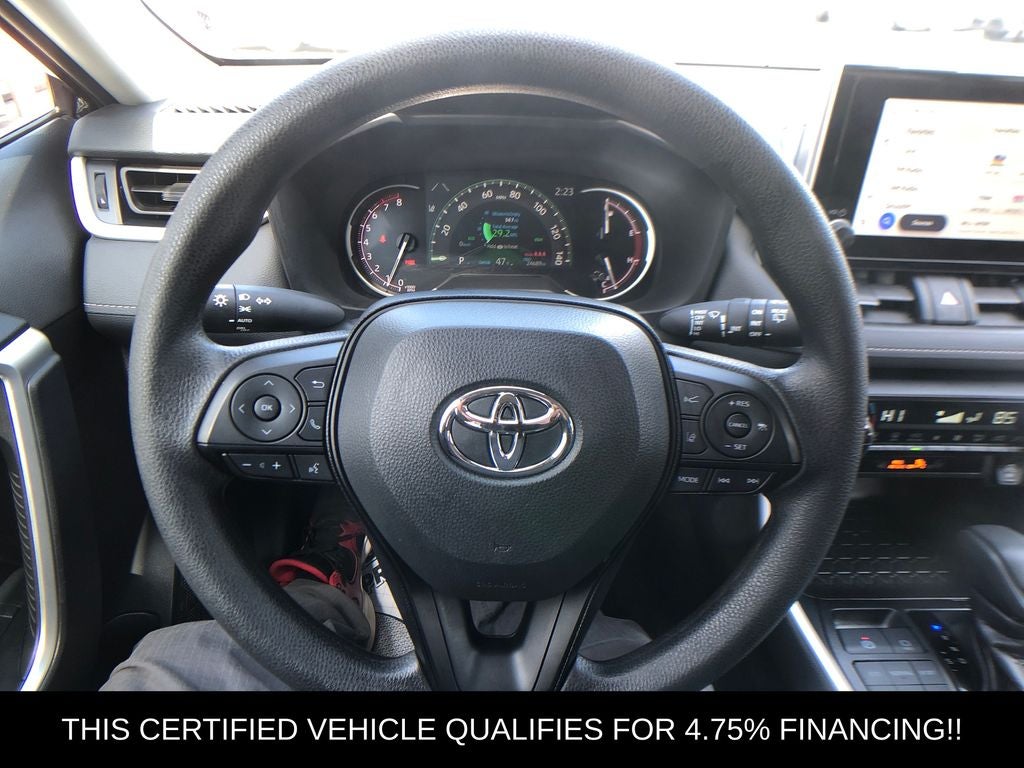 2025 Toyota RAV4 XLE