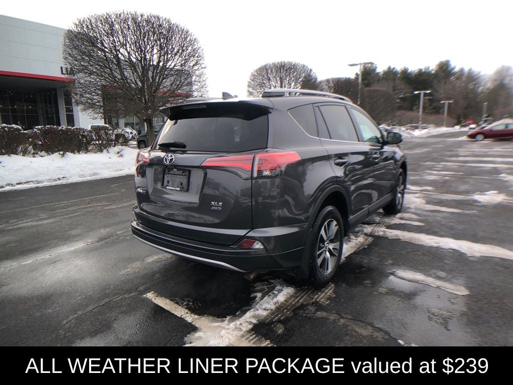 2017 Toyota RAV4 XLE