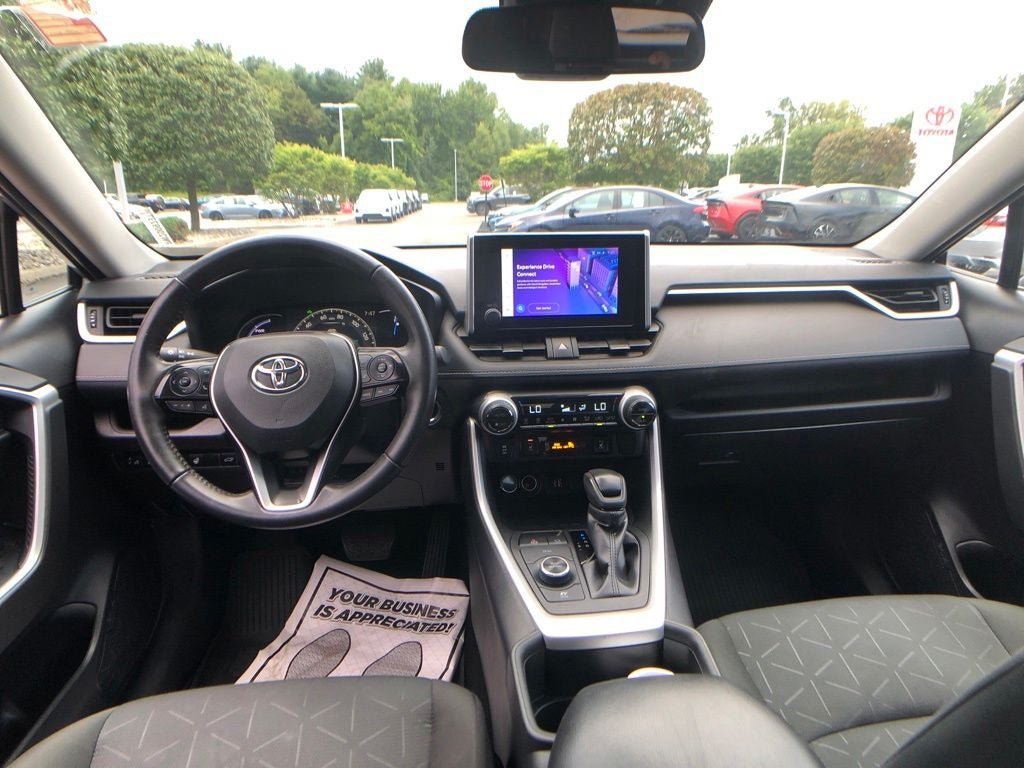 2024 Toyota RAV4 Hybrid XLE