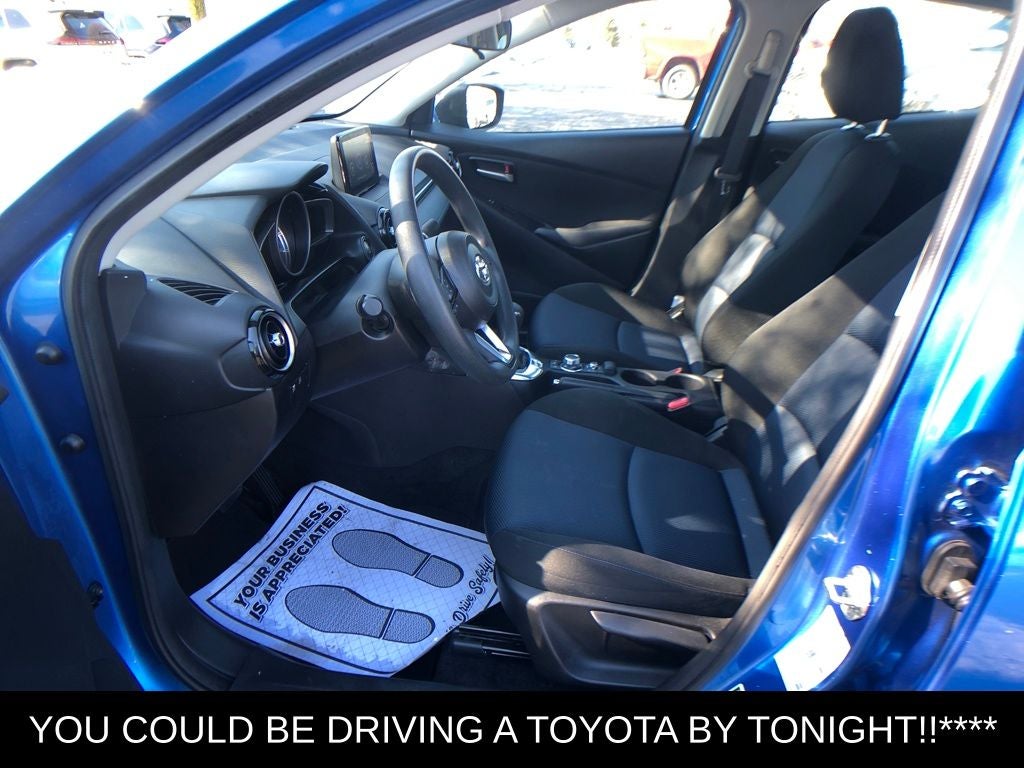 2019 Toyota Yaris LE