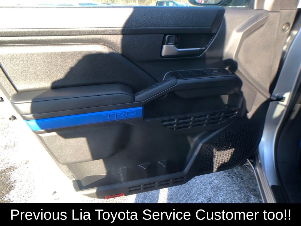 2025 Toyota Tacoma SR5