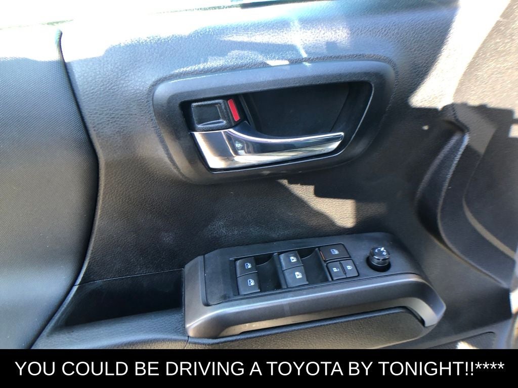 2022 Toyota Tacoma TRD Sport V6