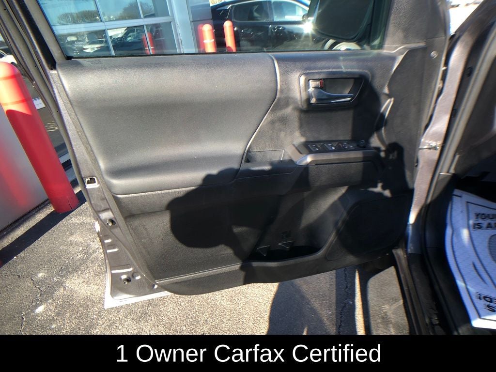 2022 Toyota Tacoma TRD Sport V6