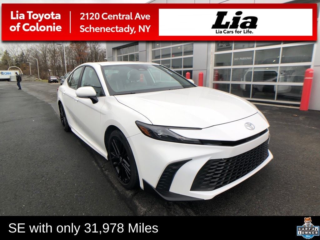 2025 Toyota Camry SE