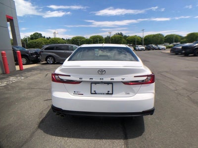 2025 Toyota Camry SE