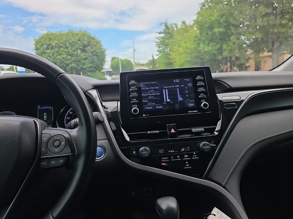 2024 Toyota Camry Hybrid SE