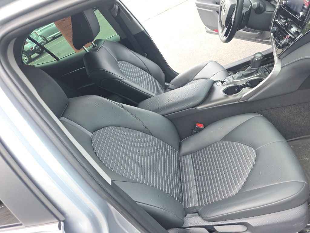 2024 Toyota Camry Hybrid SE