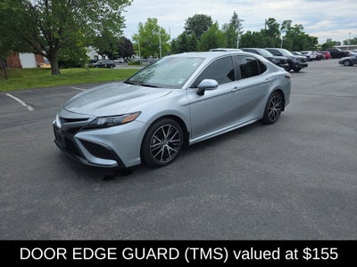 2024 Toyota Camry Hybrid SE