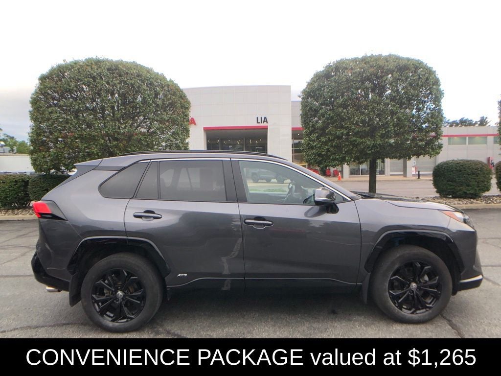 2023 Toyota RAV4 Hybrid SE