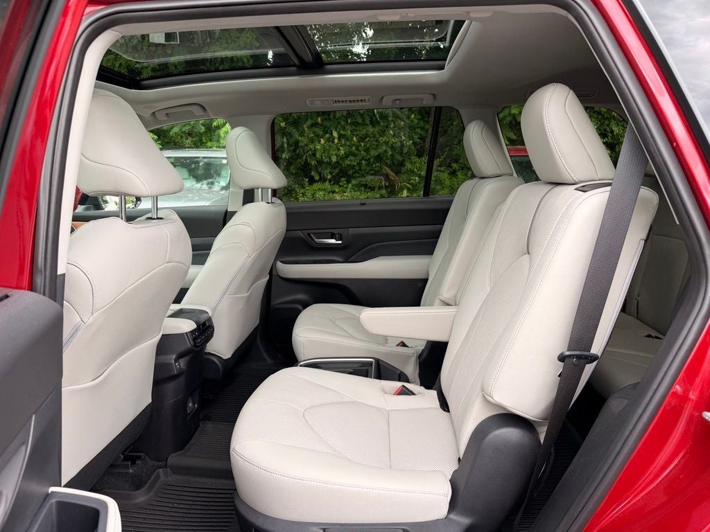 2025 Toyota Grand Highlander Platinum