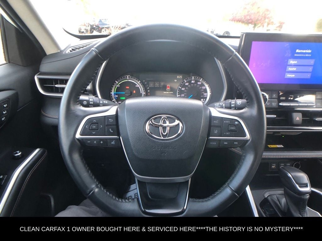 2023 Toyota Highlander Hybrid Bronze Edition
