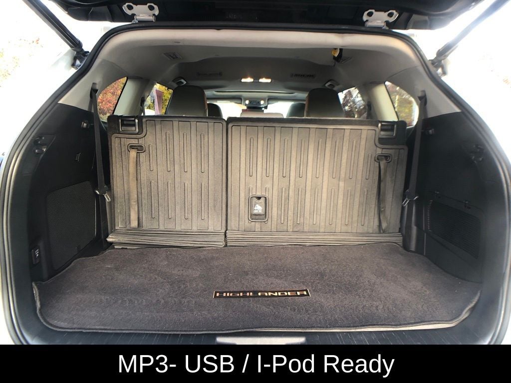 2023 Toyota Highlander Hybrid Bronze Edition