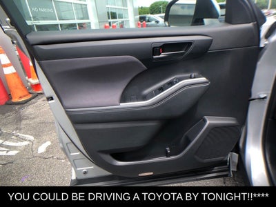 2021 Toyota Highlander LE