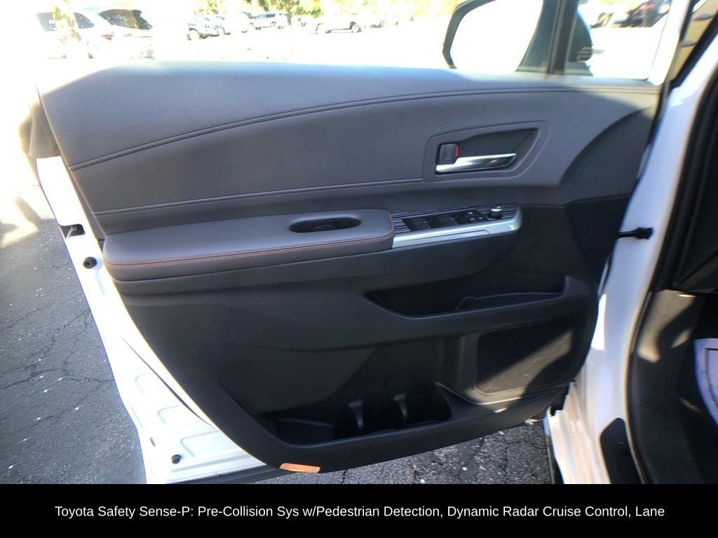 2022 Toyota Sienna XSE 7 Passenger