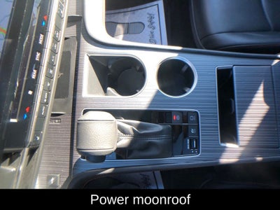 2022 Toyota Sienna XSE 7 Passenger