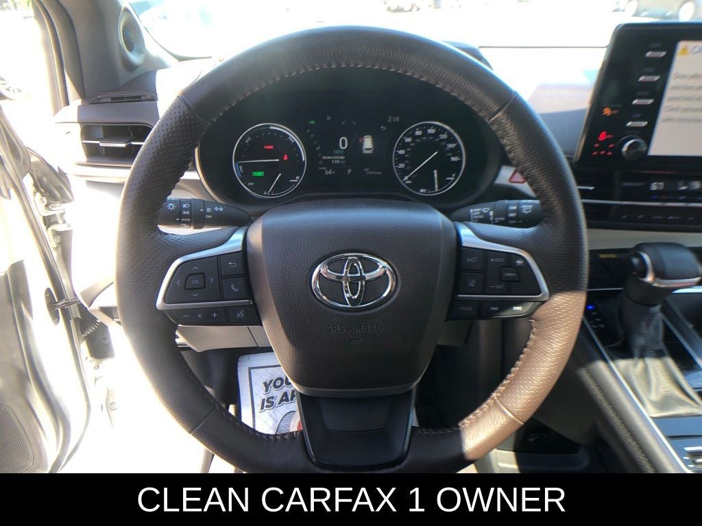 2024 Toyota Sienna Platinum 7 Passenger