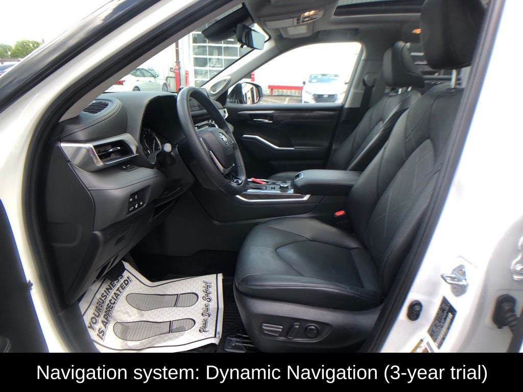 2022 Toyota Highlander Platinum