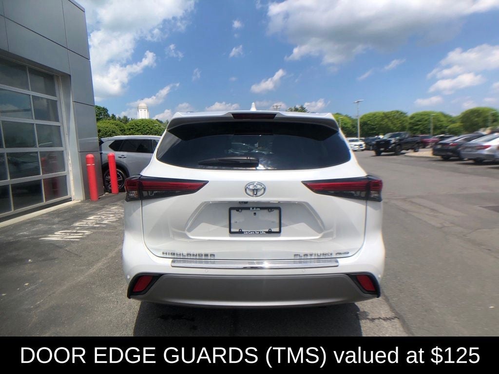 2022 Toyota Highlander Platinum