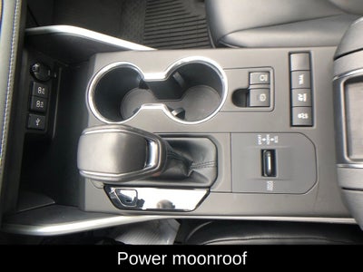 2020 Toyota Highlander Hybrid XLE