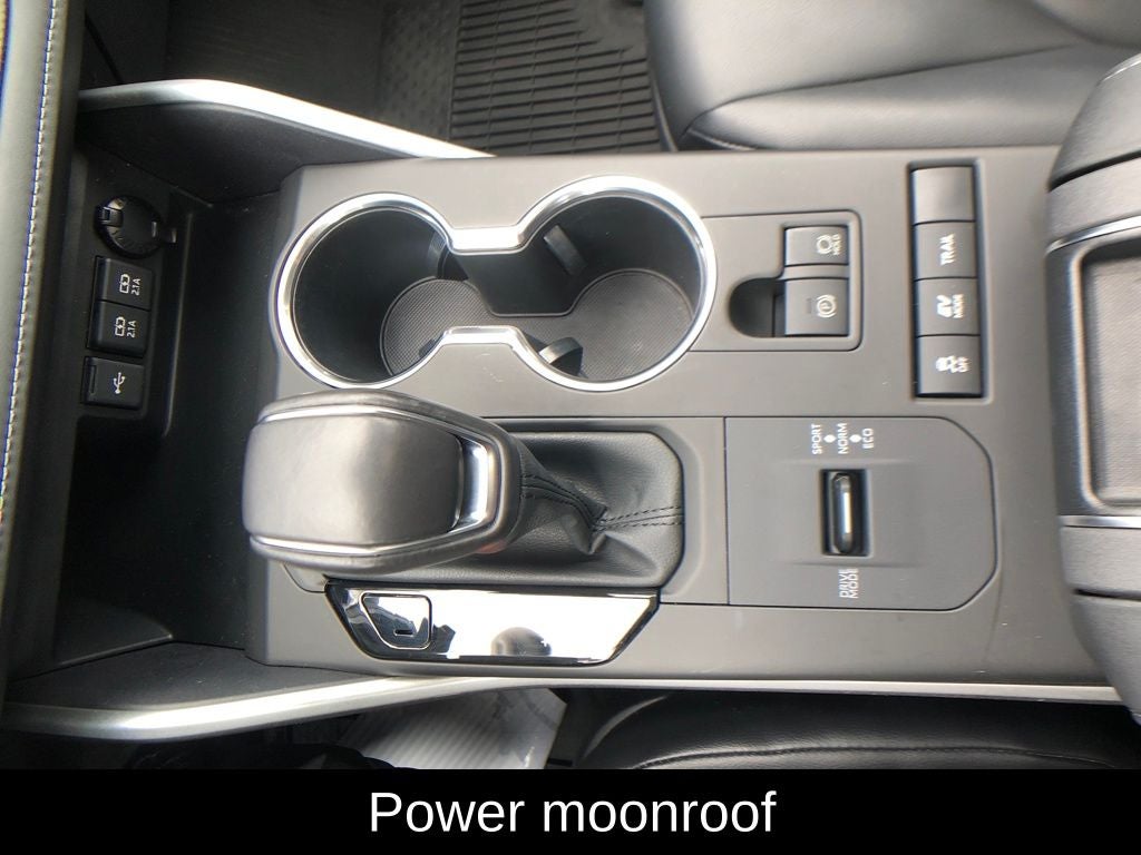 2020 Toyota Highlander Hybrid XLE