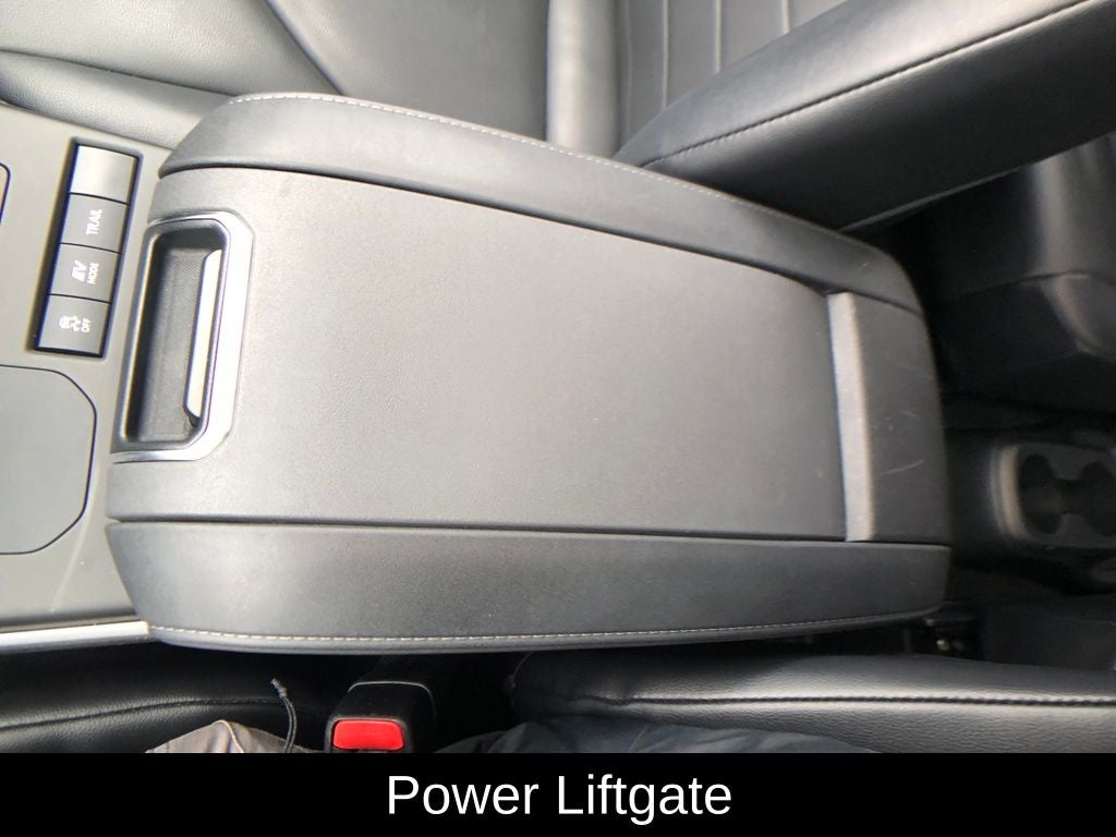 2020 Toyota Highlander Hybrid XLE